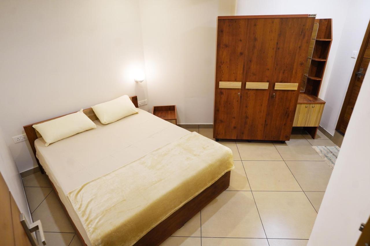 Kadampanattu'S Homestay Kochi Eksteriør bilde